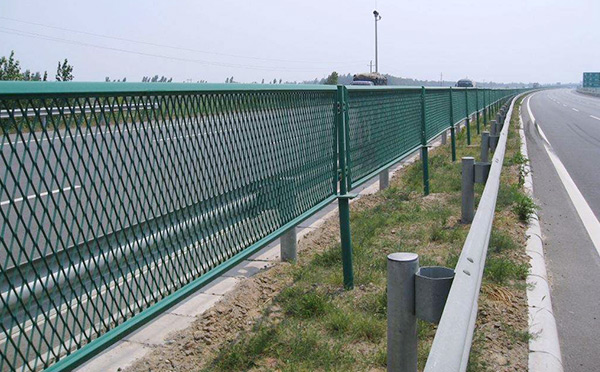公路護欄網 公路護欄網