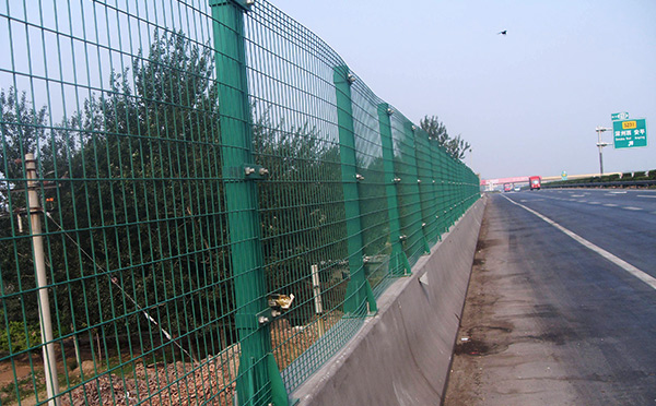 公路護欄網 公路護欄網