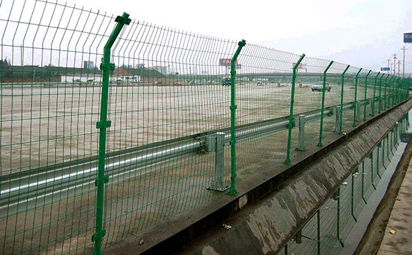 雙邊絲護欄網 雙邊絲護欄網